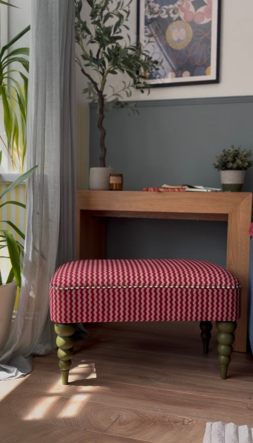 THE BETTY BOBBIN BENCH